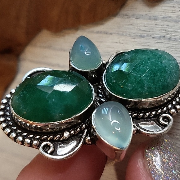 Simulated Emerald & Onyx Ring - 925 Plated - Picture 4 of 8